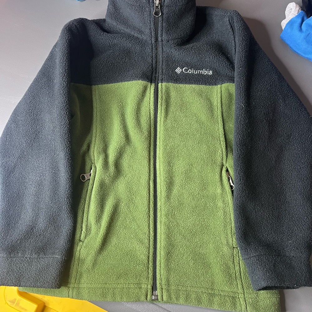 Kids Columbia Two-Tone Fleece Jacket - Black and Green. XS